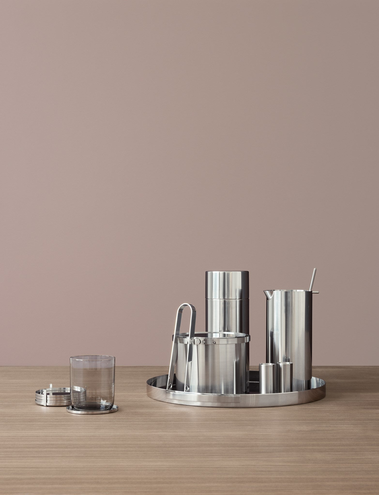 Arne Jacobsen cocktail shaker 25.4 oz - Apparel image 5