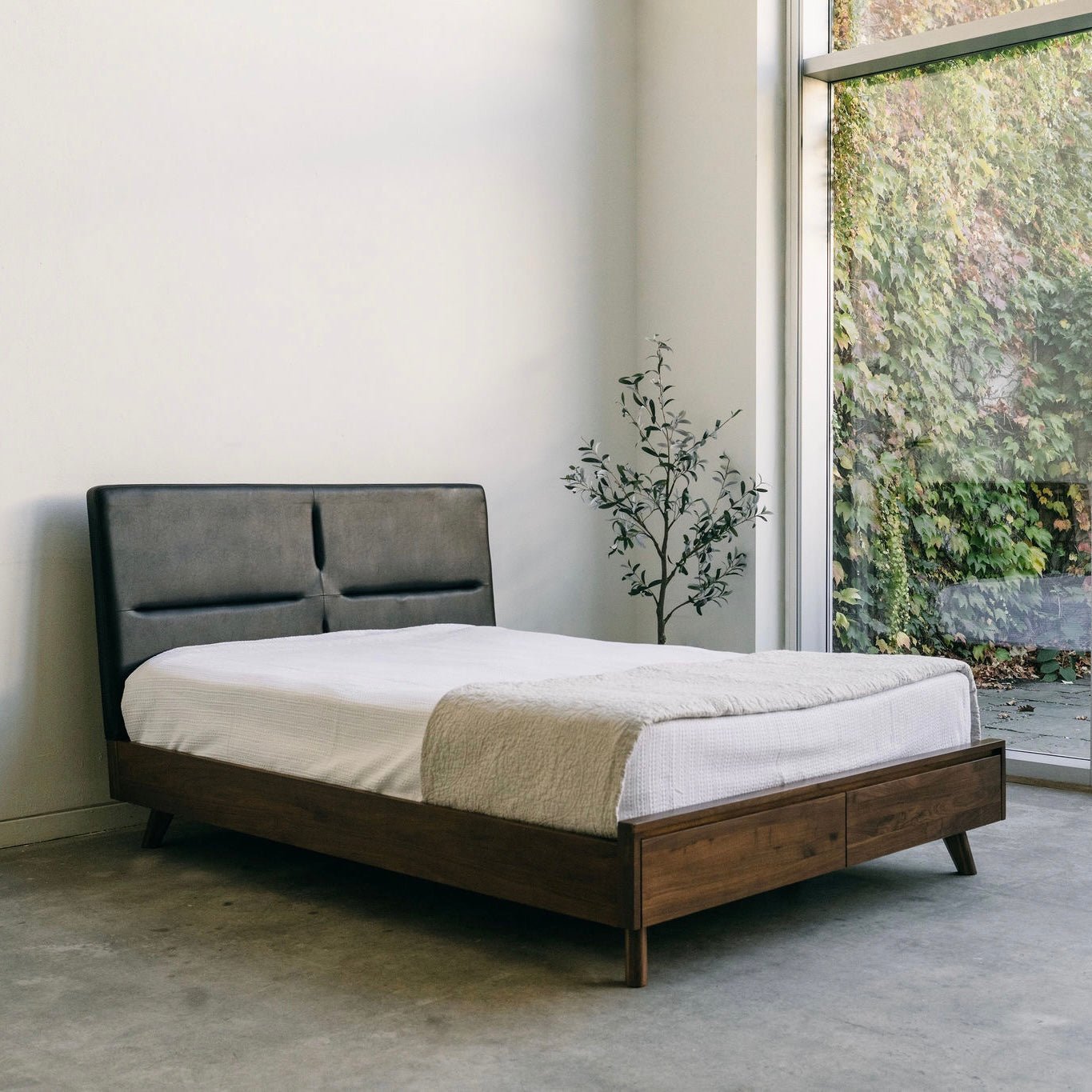 Salvatore - Leather Walnut Storage Bed - Furniture image 16