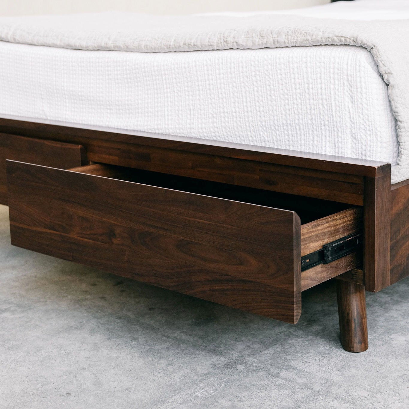 Salvatore - Leather Walnut Storage Bed - Furniture image 12