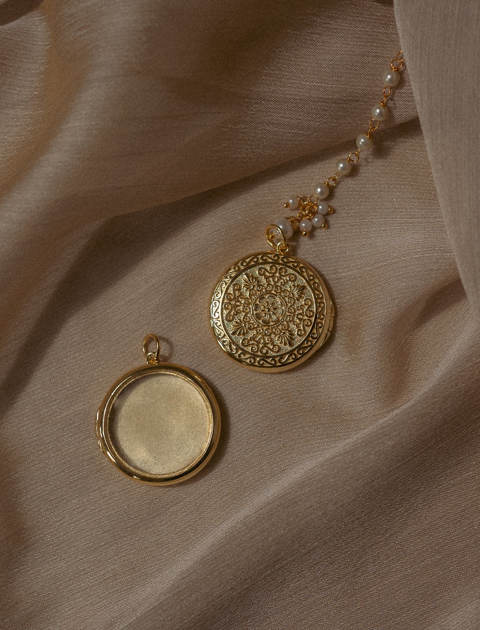 Farishta Frames - Jewelry image 3