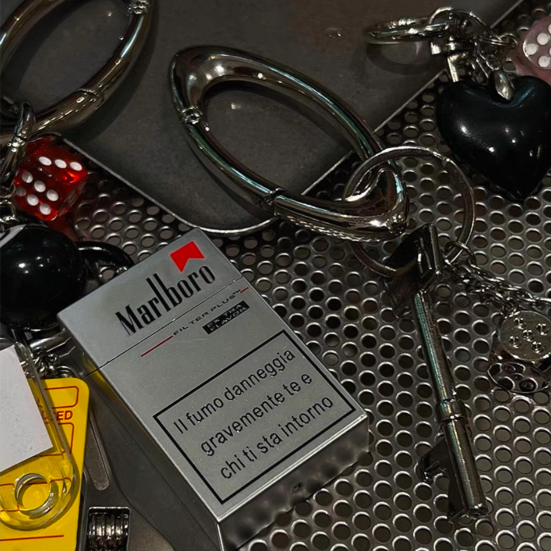 Marlboro 8 Charm - Toys & Games image 5