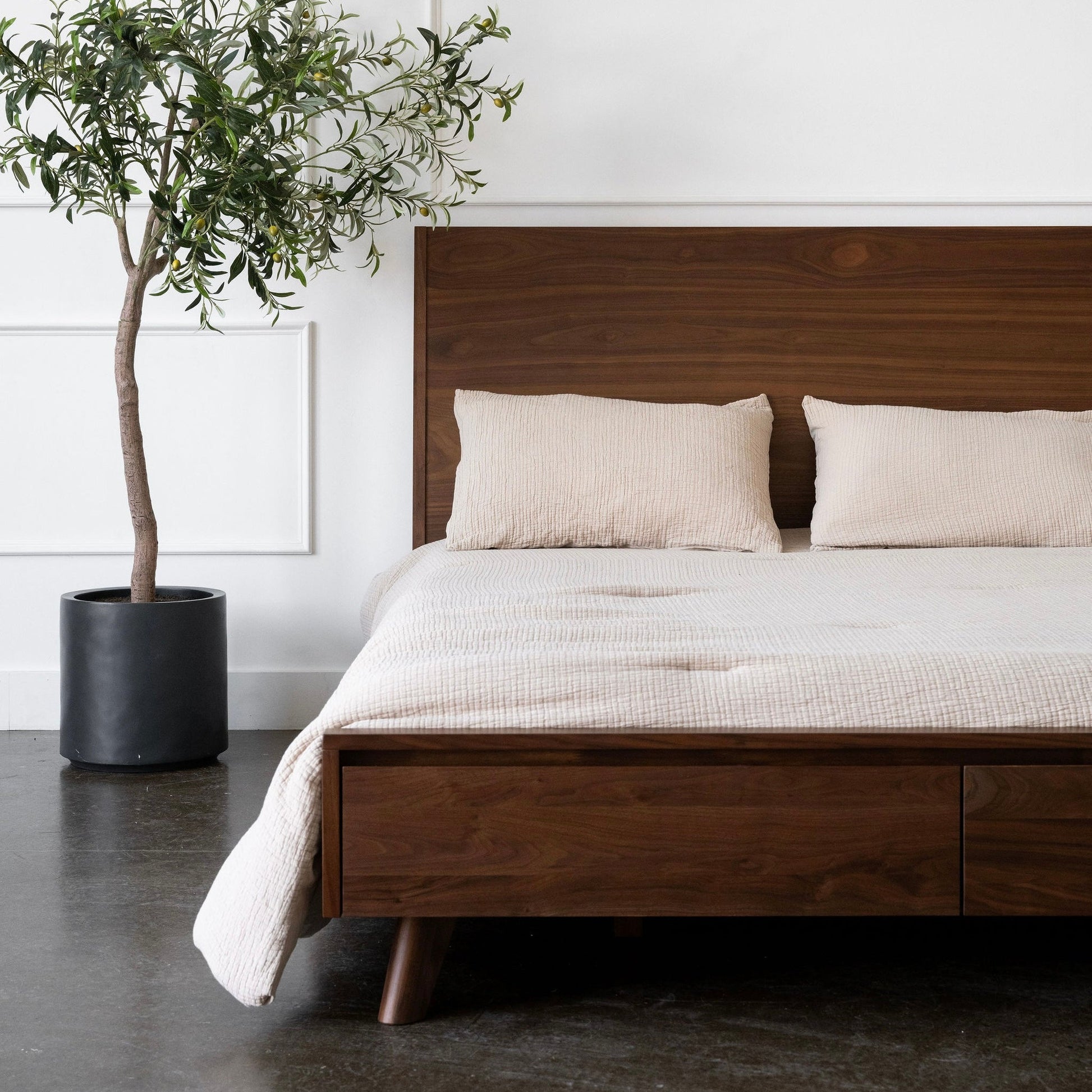 Joey - Walnut Storage Bed - Furniture image 3