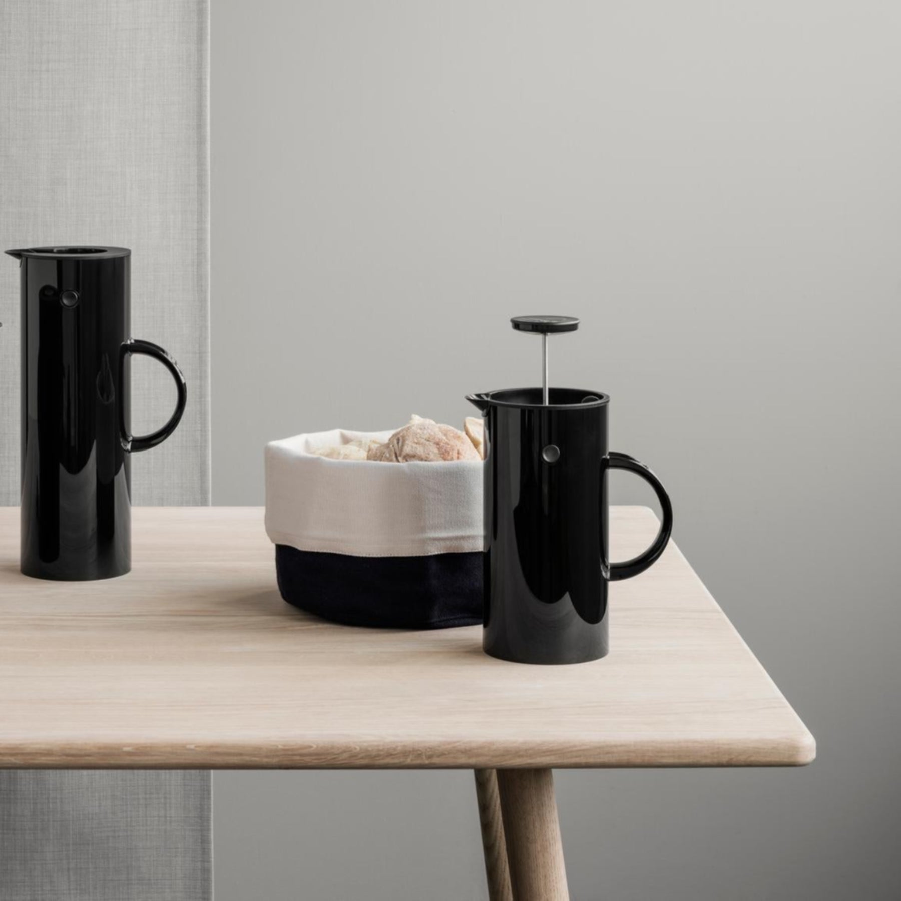 EM77 vacuum jug 1L - black - Kitchen & Dining image 7