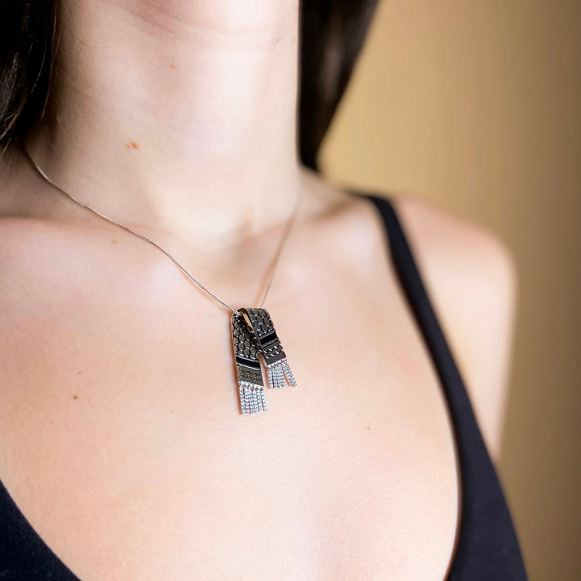 Keffiyeh Necklace - Jewelry image 4