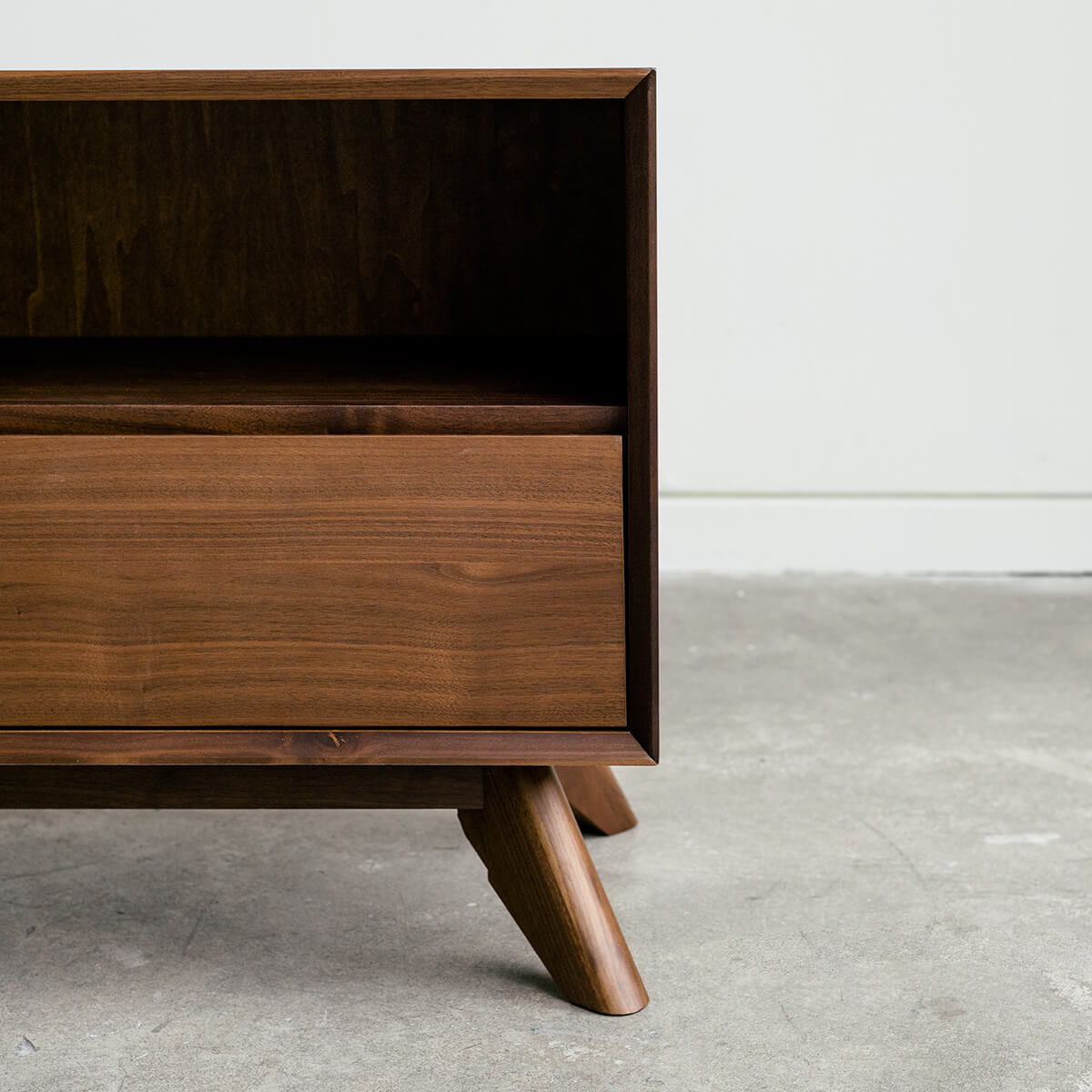 Mirah - Walnut Nightstand - Furniture image 4
