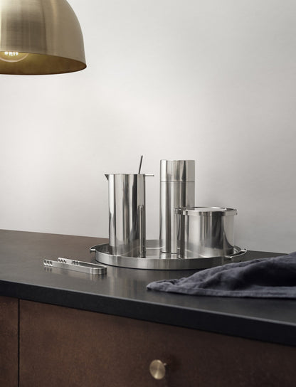 Arne Jacobsen cocktail shaker 25.4 oz - Apparel image 2
