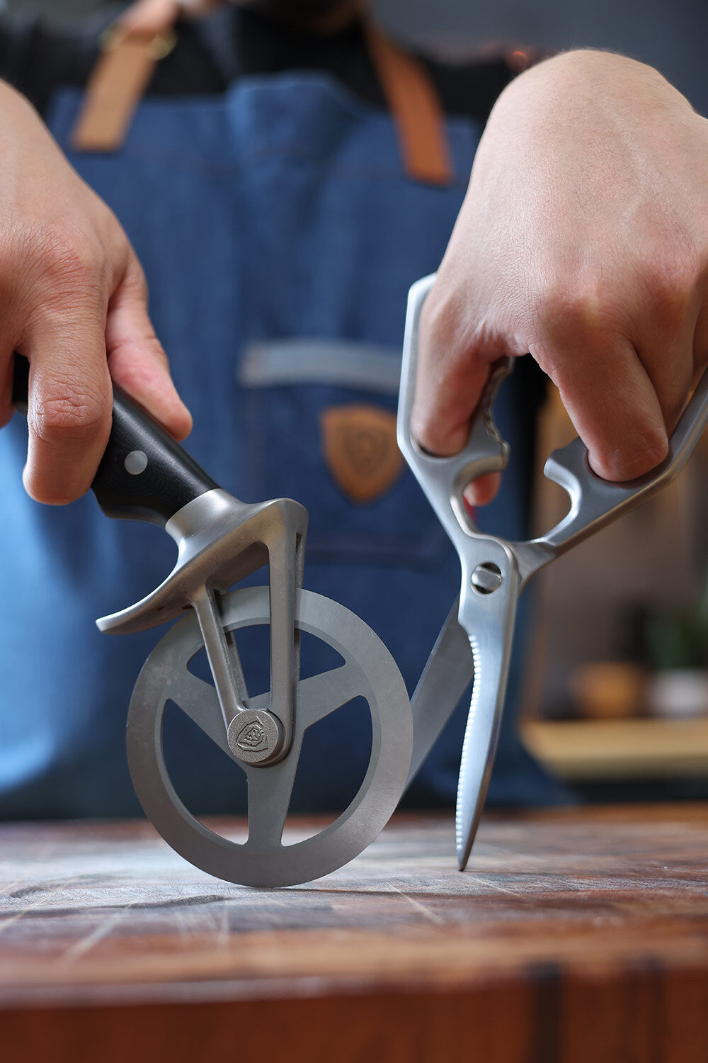 Scissors + Pizza Wheel | Dalstrong © - Misc image 4
