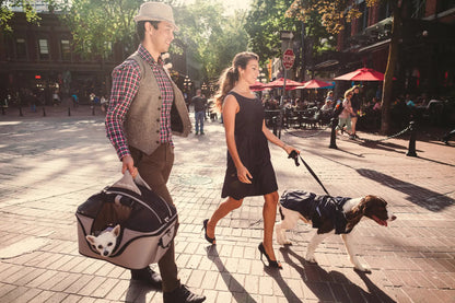 The Deluxe Cozy Pet Carrier - Accessories image 8