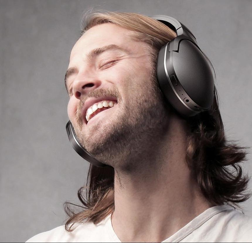 Ergonomic Wireless Headphone - Gadgets image 5