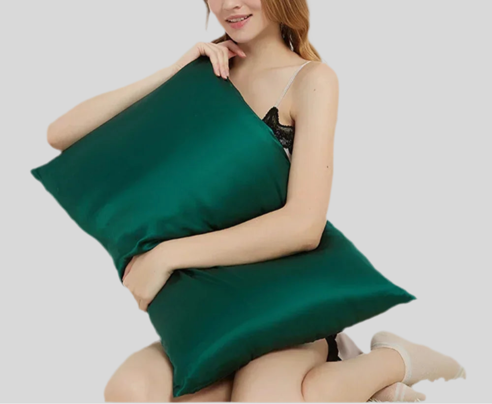 Natural Mulberry Silk Eye Mask, Pillowcase, and Hair Tie Set - Bedding image 3