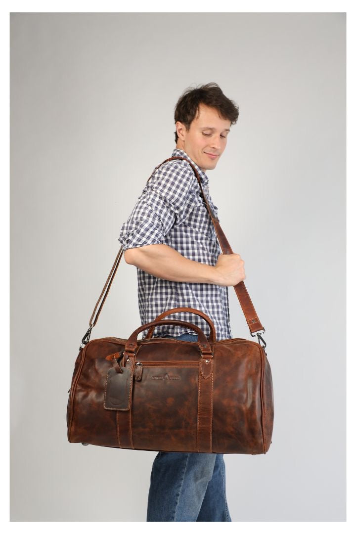 Leather Overnight Travel Bag Victoria - Sandal - Accessories image 9