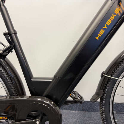 Open Box Cityscape 2.0 Step Through Black < 5 KM - Misc image 5