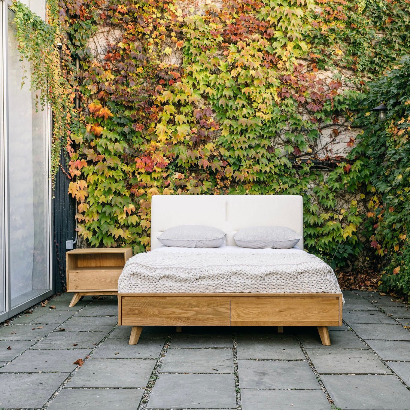 Mattia - Leather White Oak Bed - Furniture image 14