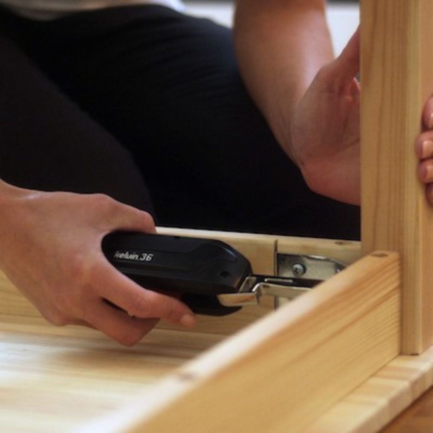 Kelvin 36 - The Ultimate Urban Multitool - Black - Home Decor image 6