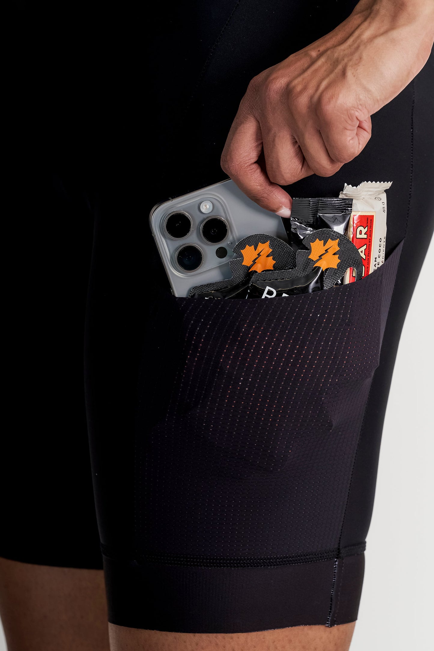 Signature Cargo Bib - Misc image 4