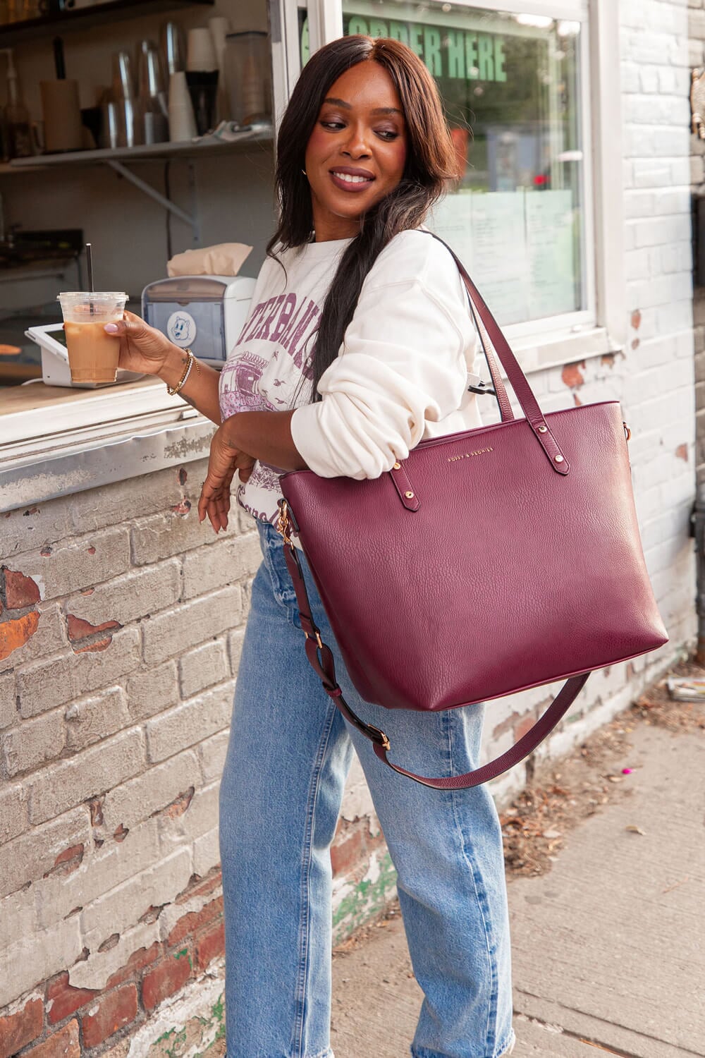 GO-GETTER TOTE berry - Misc image 15