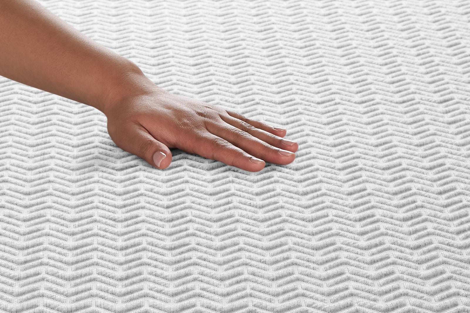 Serta Spectrum Mattress - Bedding image 12