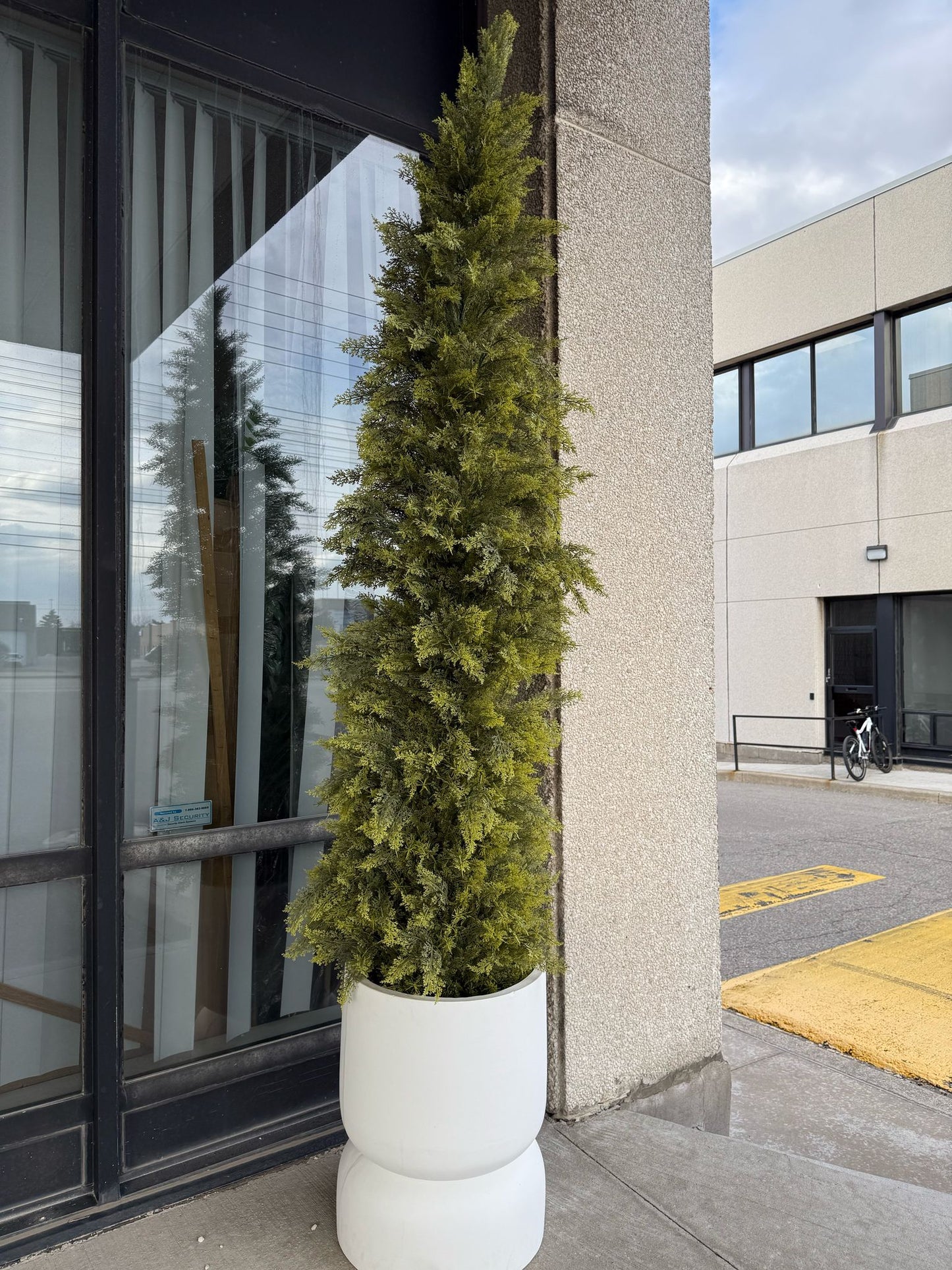 Artificial Cedar tree with UV resistance -8' - Kitchen & Dining image 2