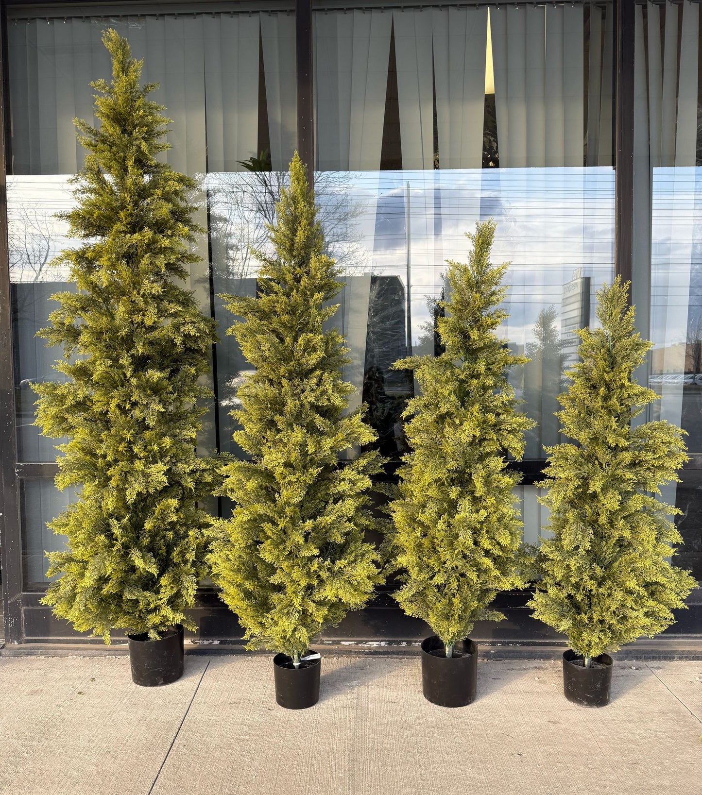 Artificial Cedar tree with UV resistance -8' - Kitchen & Dining image 3