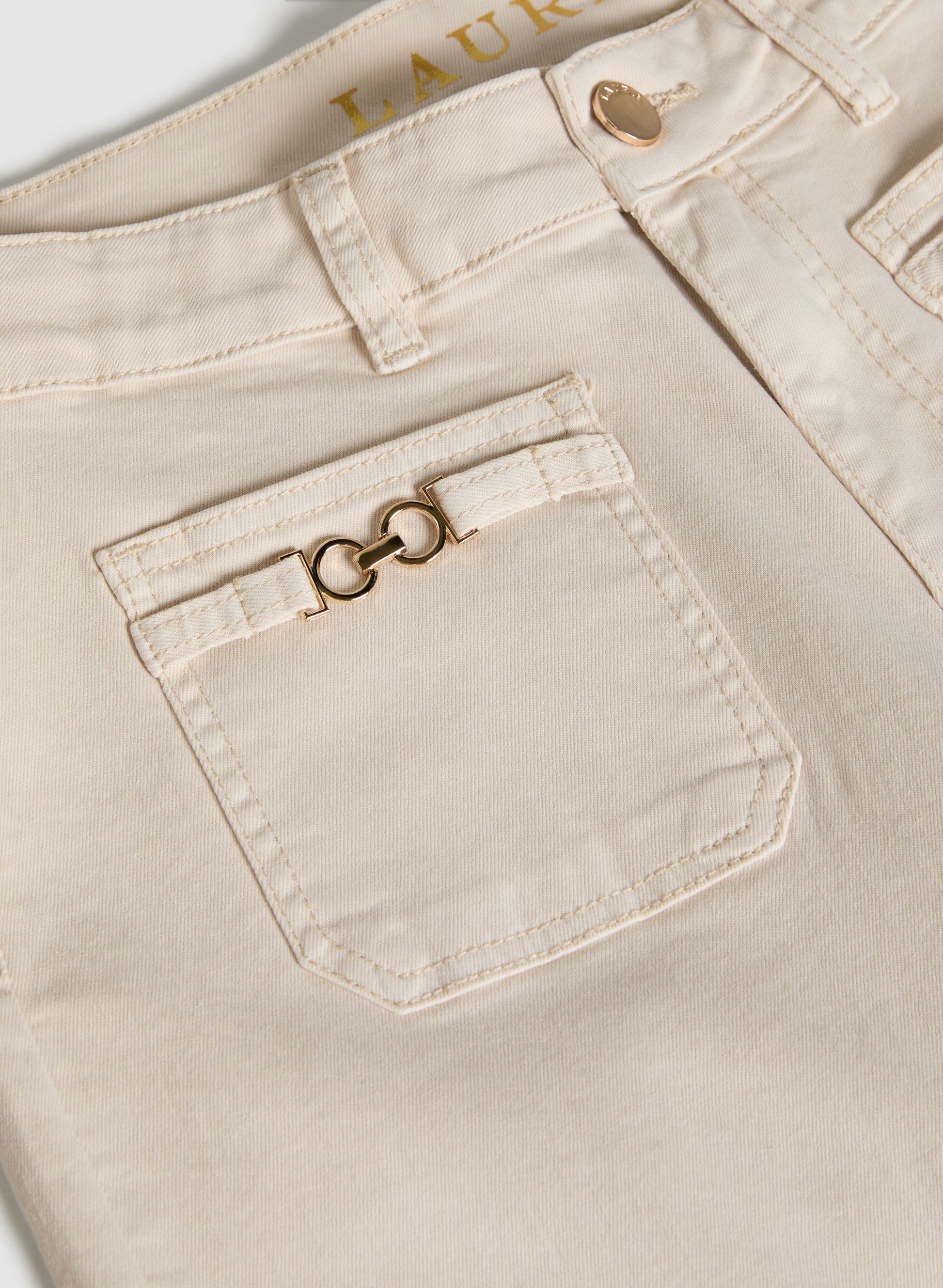 Cropped High-Rise Jeans - Jeans image 7