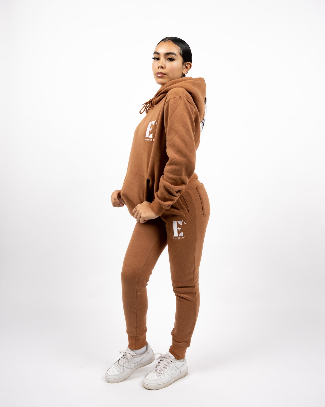 E's Element Essential Sweatsuit Set In Brown Sugar - Apparel image 3