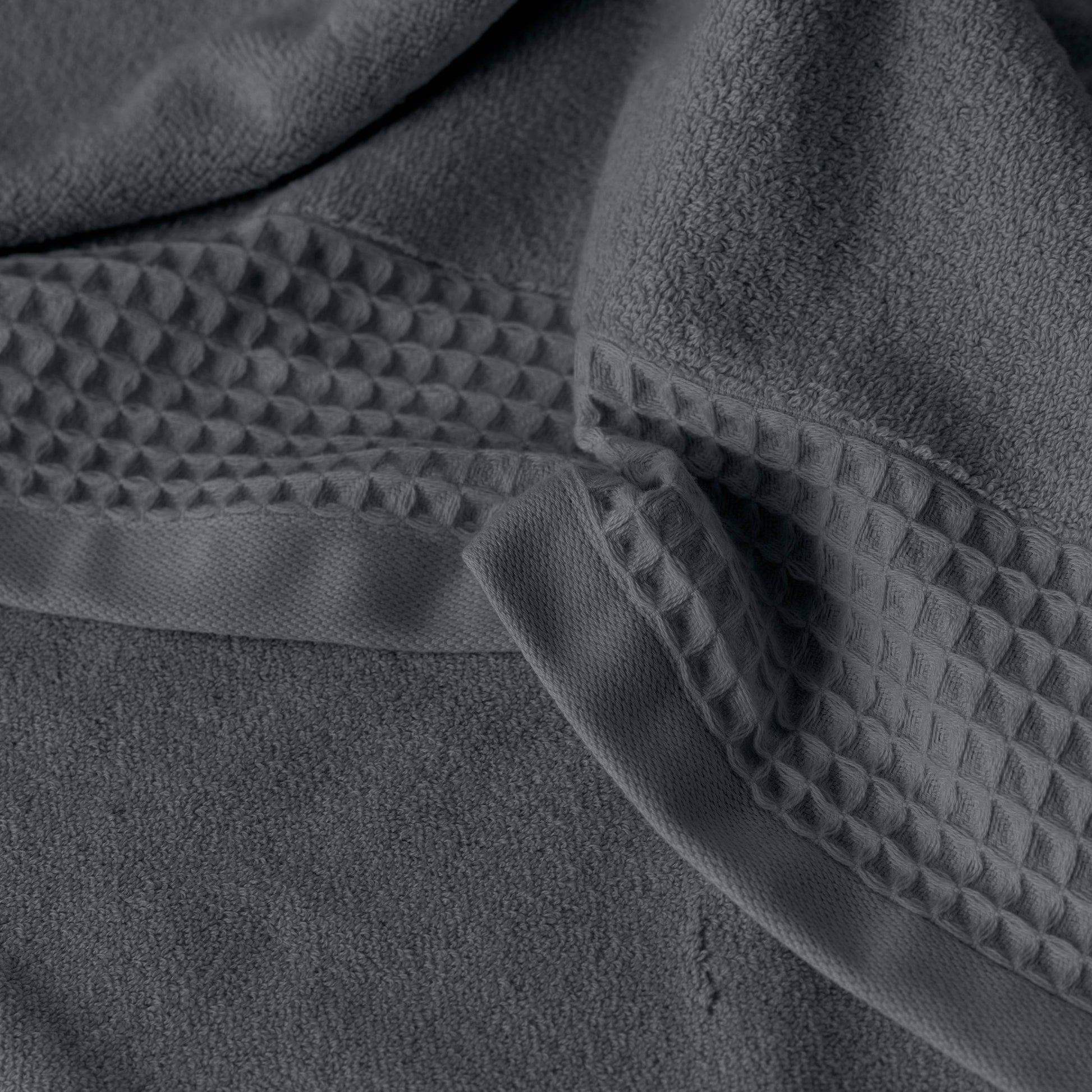 Source Charcoal Organic Cotton Bath Towel - Bedding image 5