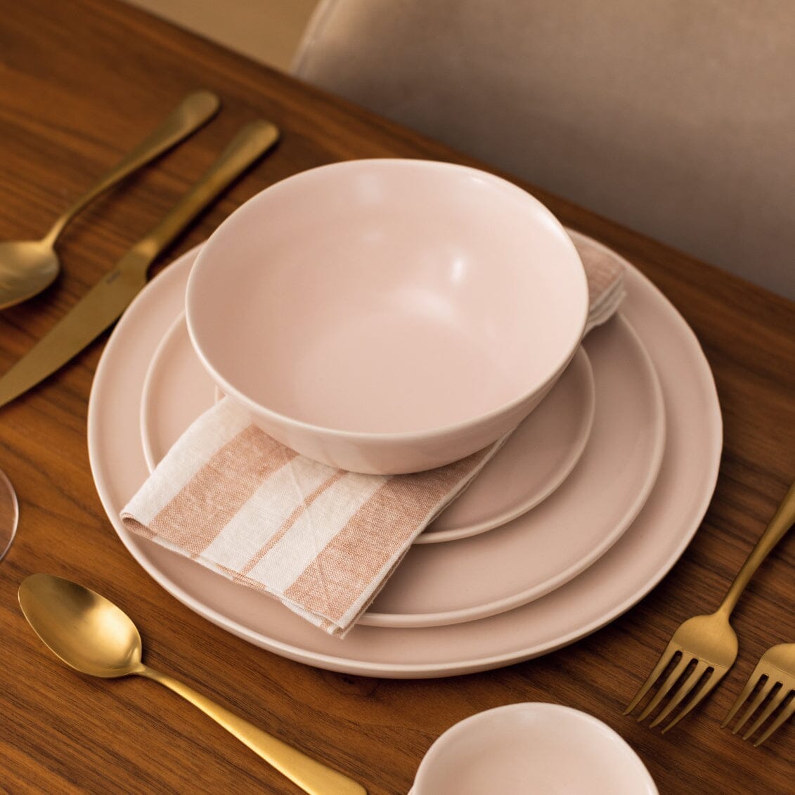 Dinnerware Set - Misc image 7