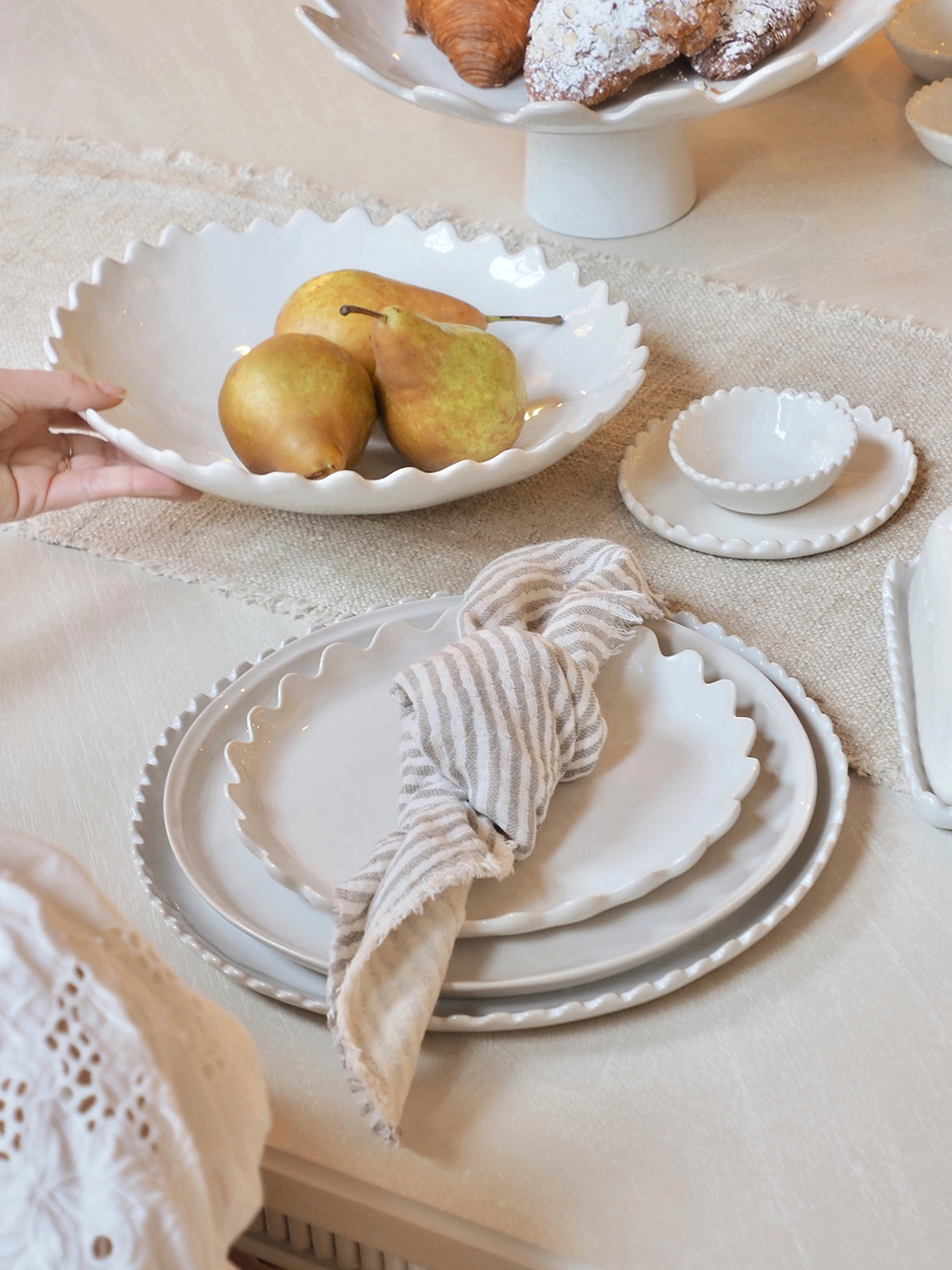 Nova Scalloped Dishware - Misc image 1
