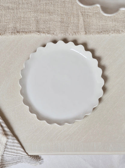 Nova Scalloped Dishware - Misc image 9