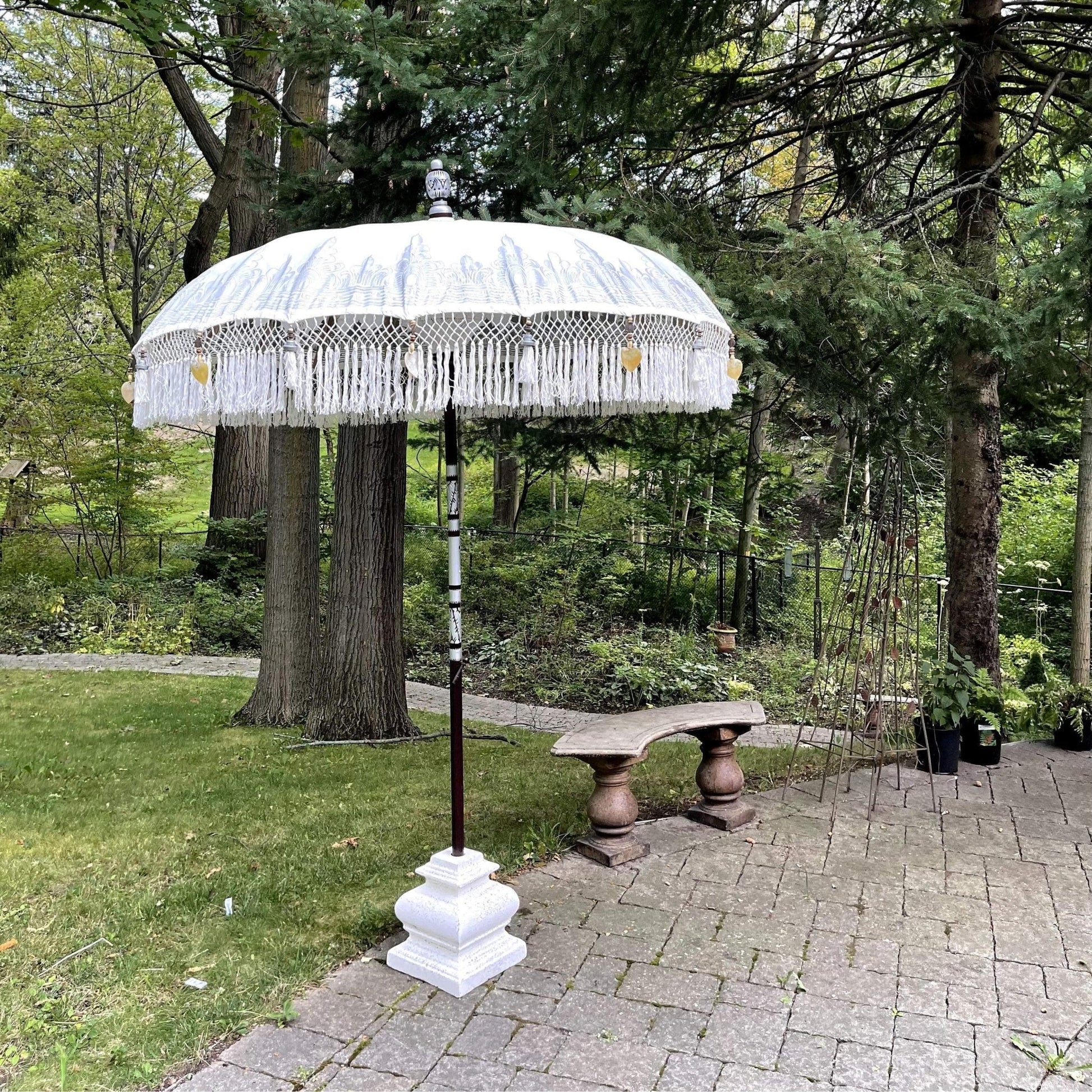 White Cloud Parasol - Jewelry image 2
