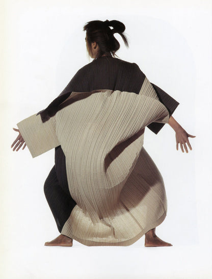 Issey Miyake by Irving Penn 1990 - Kitchen & Dining image 2